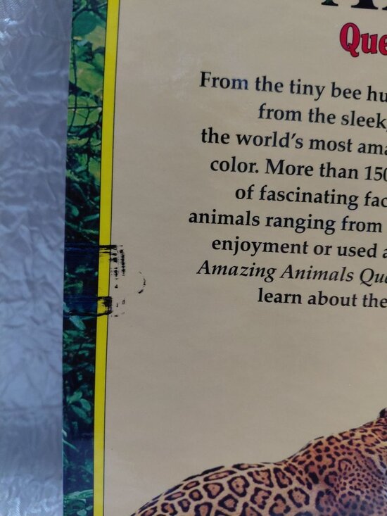 Amazing Animals Question &Answer Hardcover Book Wishing Well 1993 Wildlife Facts - Picture 6 of 8